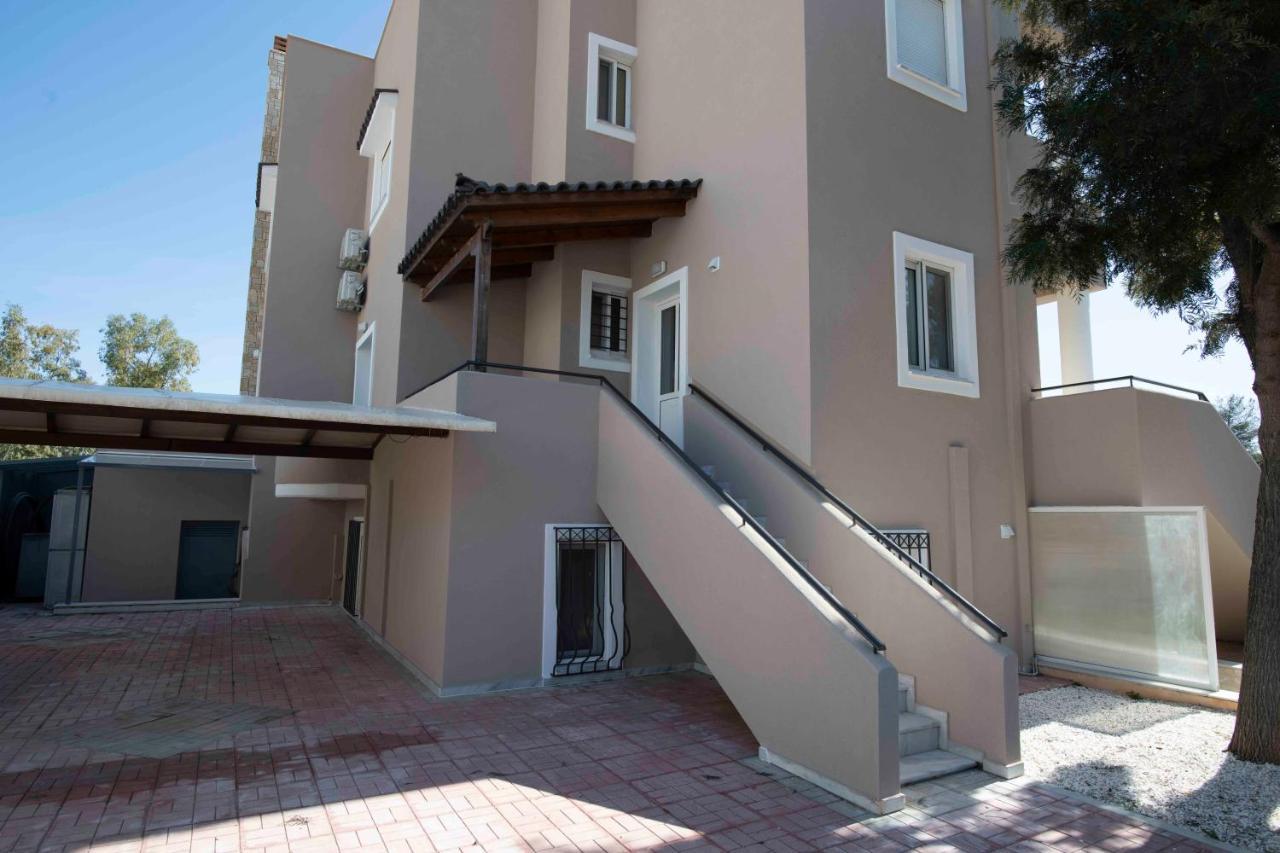 Helios: Charming Beach Home Next To Crystal Waters Néa Mákri Zewnętrze zdjęcie